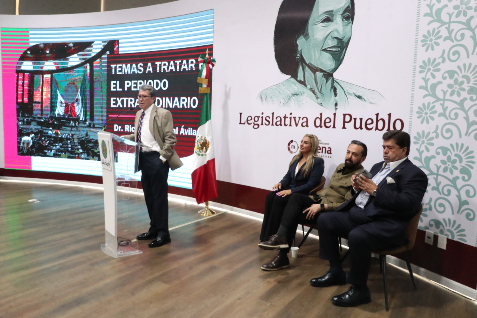 El Diputado Ricardo Monreal durante la Legislativa del Pueblo.