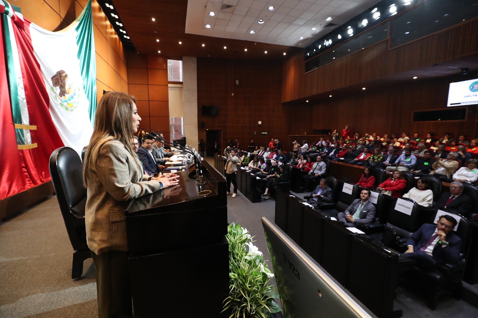 Participantes del Foro “Alternativas Sustentables para la CDMX: Huella de carbono”.