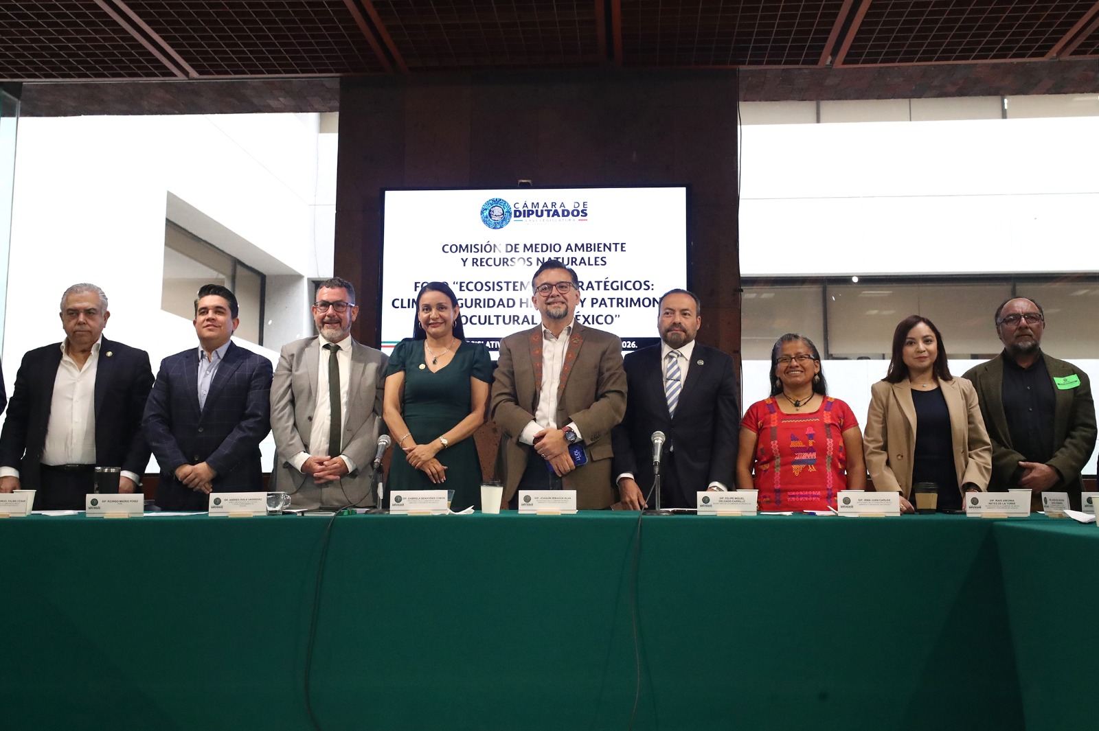 Asistentes Foro “Ecosistemas Estratégicos: Clima, Seguridad Hídrica y Patrimonio Biocultural en México”