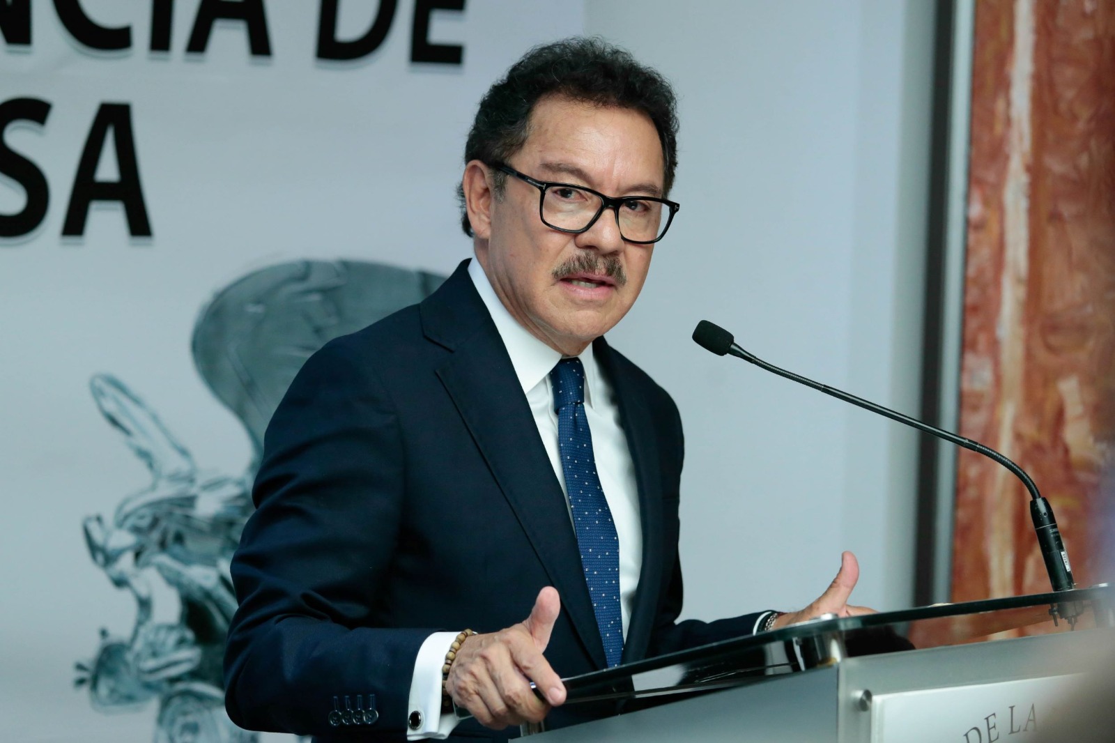 Senador Ignacio Mier.